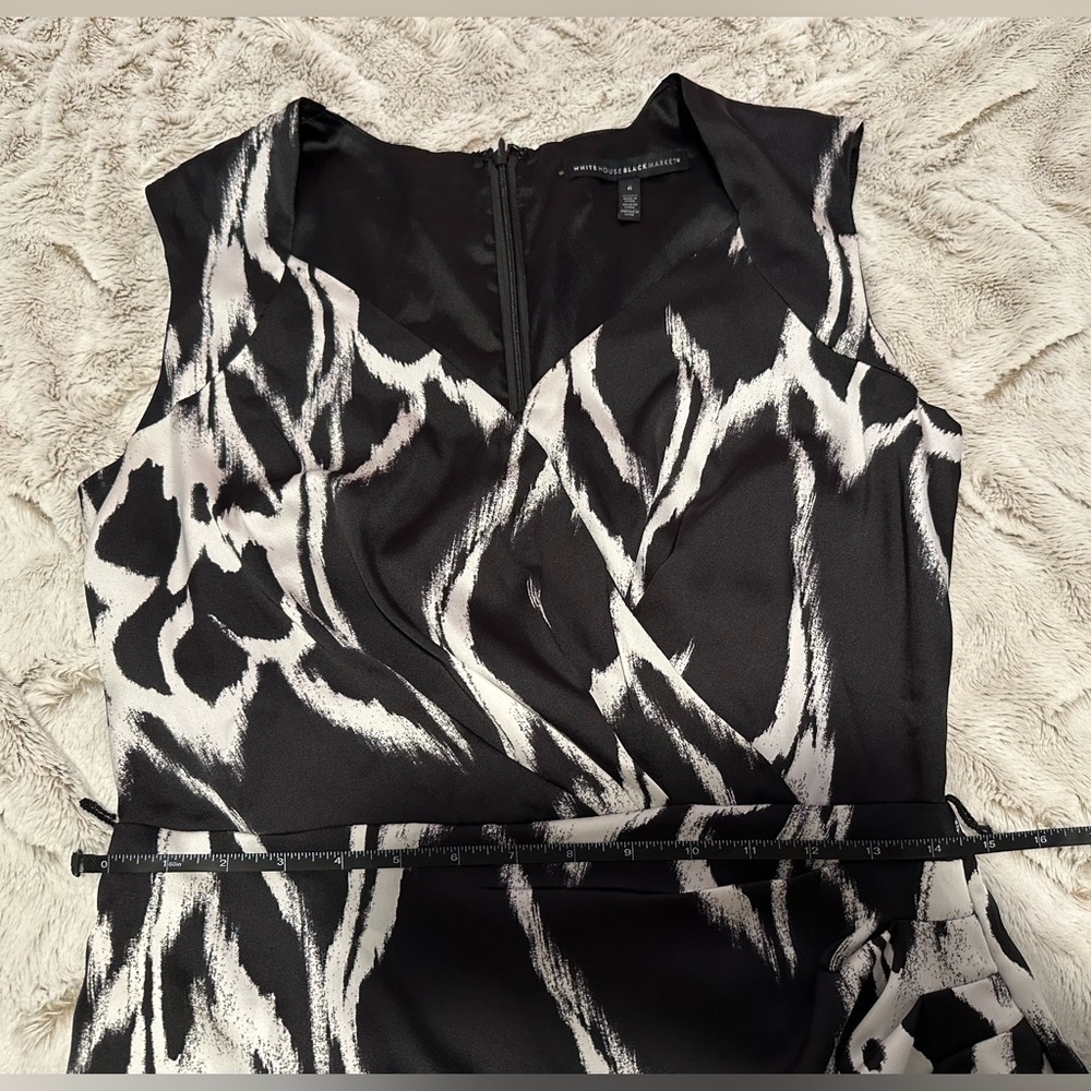 White House Black Market Patterned Faux Wrap Dress - Picture 4 of 12